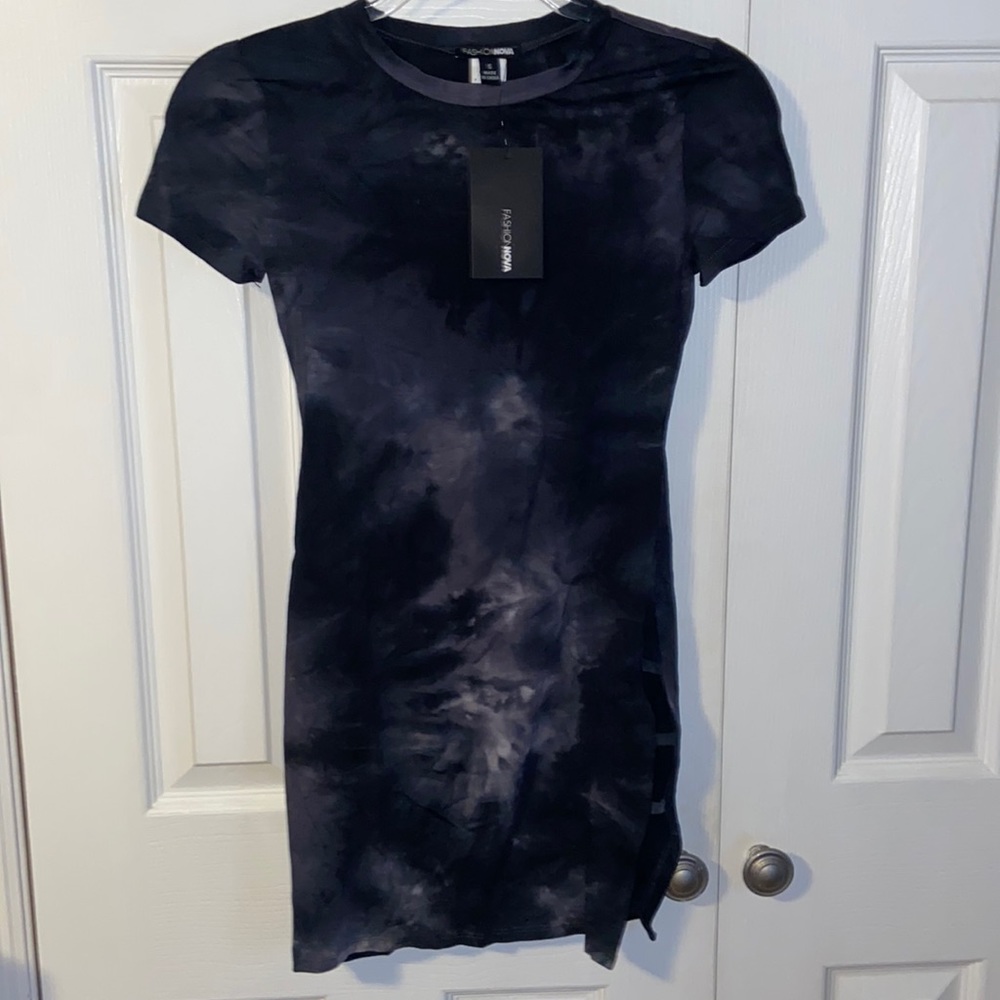 Tight fit tee-shirt dress!